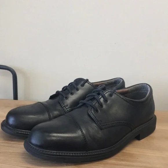 Dockers Men’s Gordon Leather Oxford Dress Shoe - Picture 2 of 8